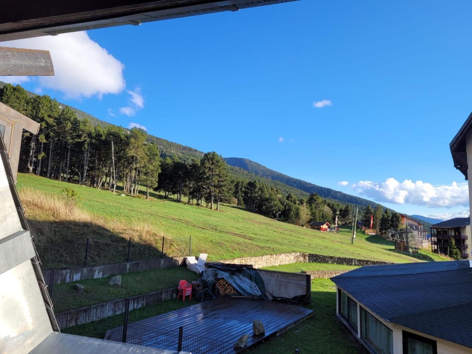 Decouverte De La Vallee D'Eyne Et Des Bains De Llo Exterior foto